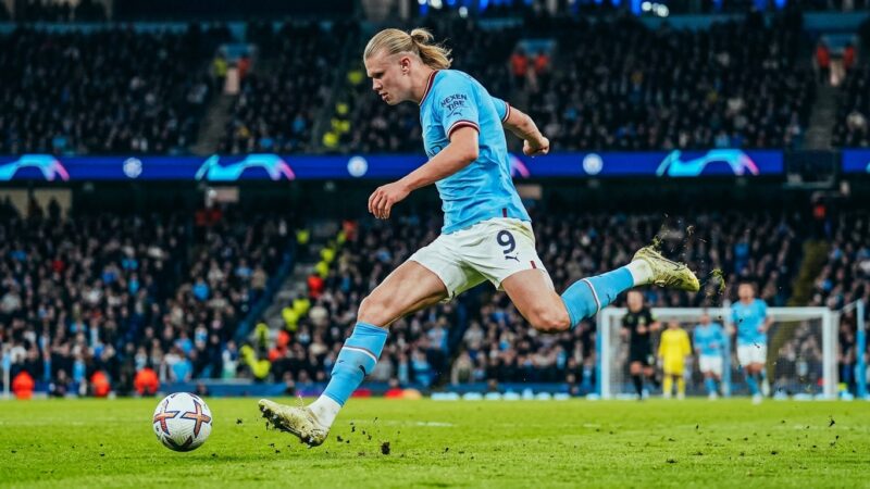 The Return of the Traditional Number 9 in Modern Football